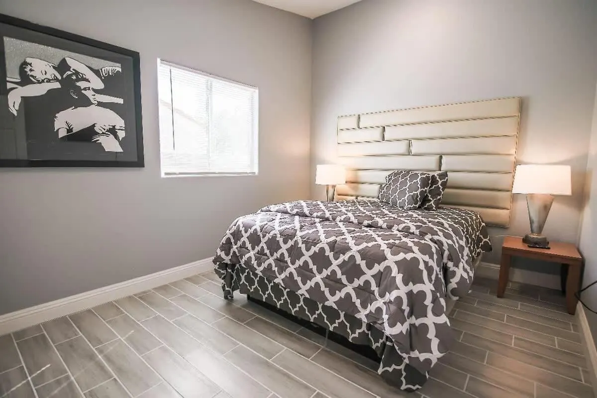 Spacious Stylish And Convenient Las Vegas