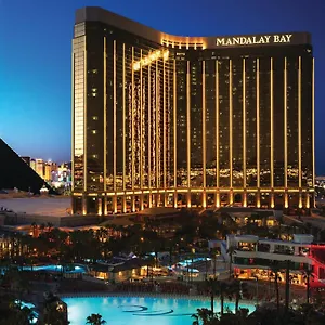 Semesteranläggning (resort) Mandalay Bay, Las Vegas