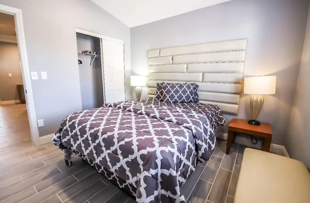 Spacious Stylish And Convenient Las Vegas