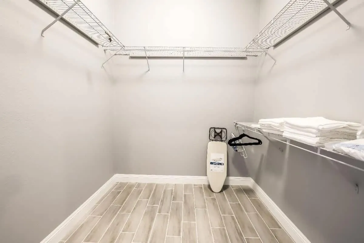 Spacious Stylish And Convenient Las Vegas