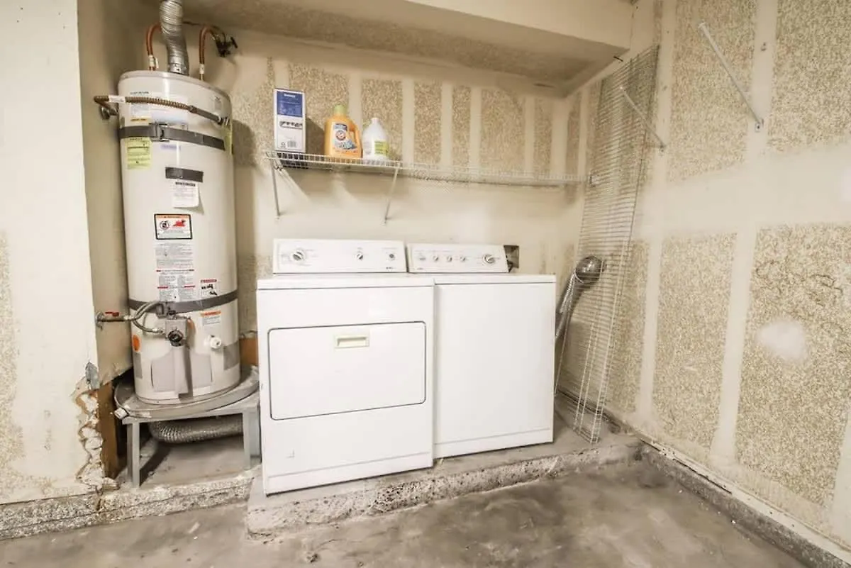 Spacious Stylish And Convenient Las Vegas Holiday home